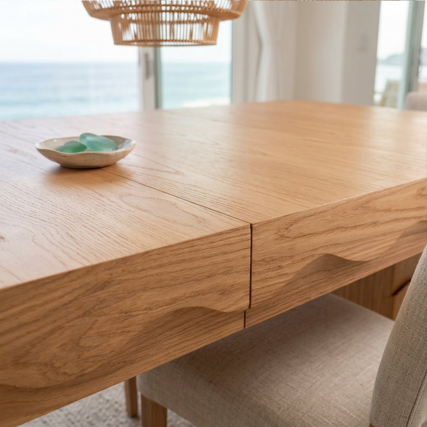 47 in-105 in Extendable Wood Dining Room Table for 4-8 People