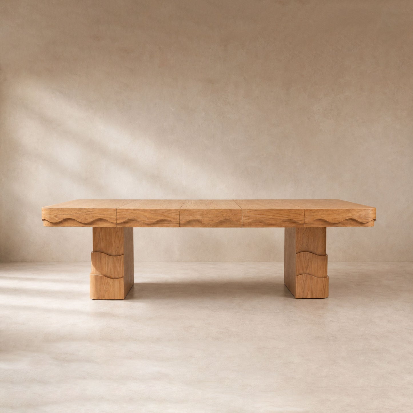 47 in-105 in Extendable Wood Dining Room Table for 4-8 People