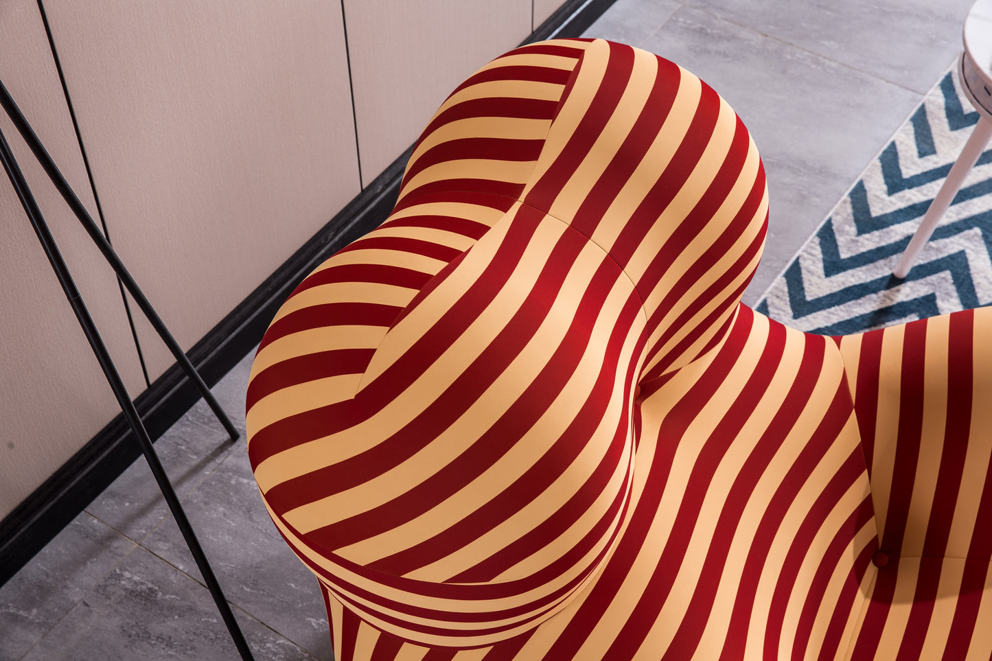 C610L Italian Designer Barrel Chair with Ottoman