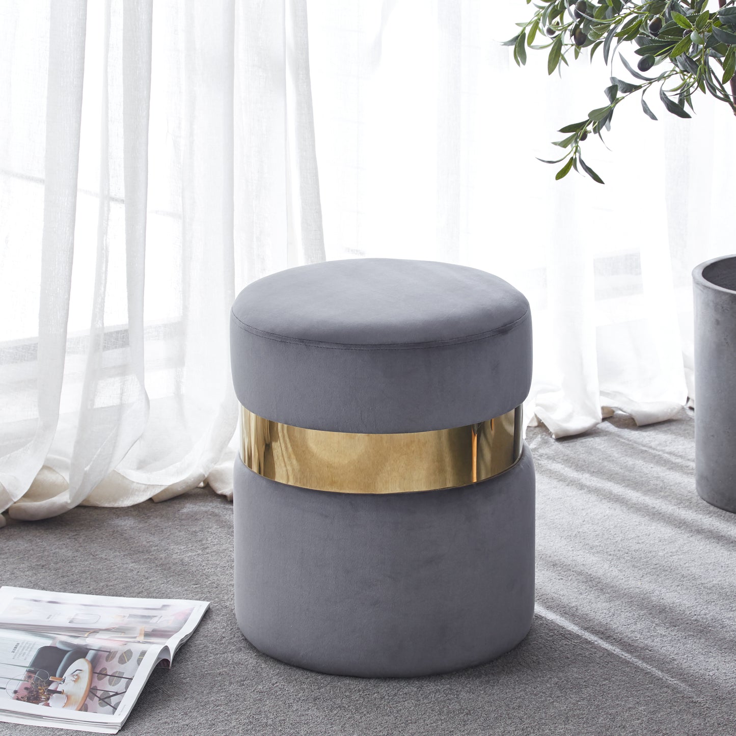 G03 Velvet Round Ottoman